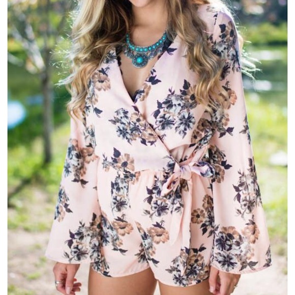 Sweet Wanderer Other - NWT romper